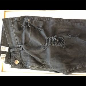Men’s 32x32 International Concepts ripped jeans